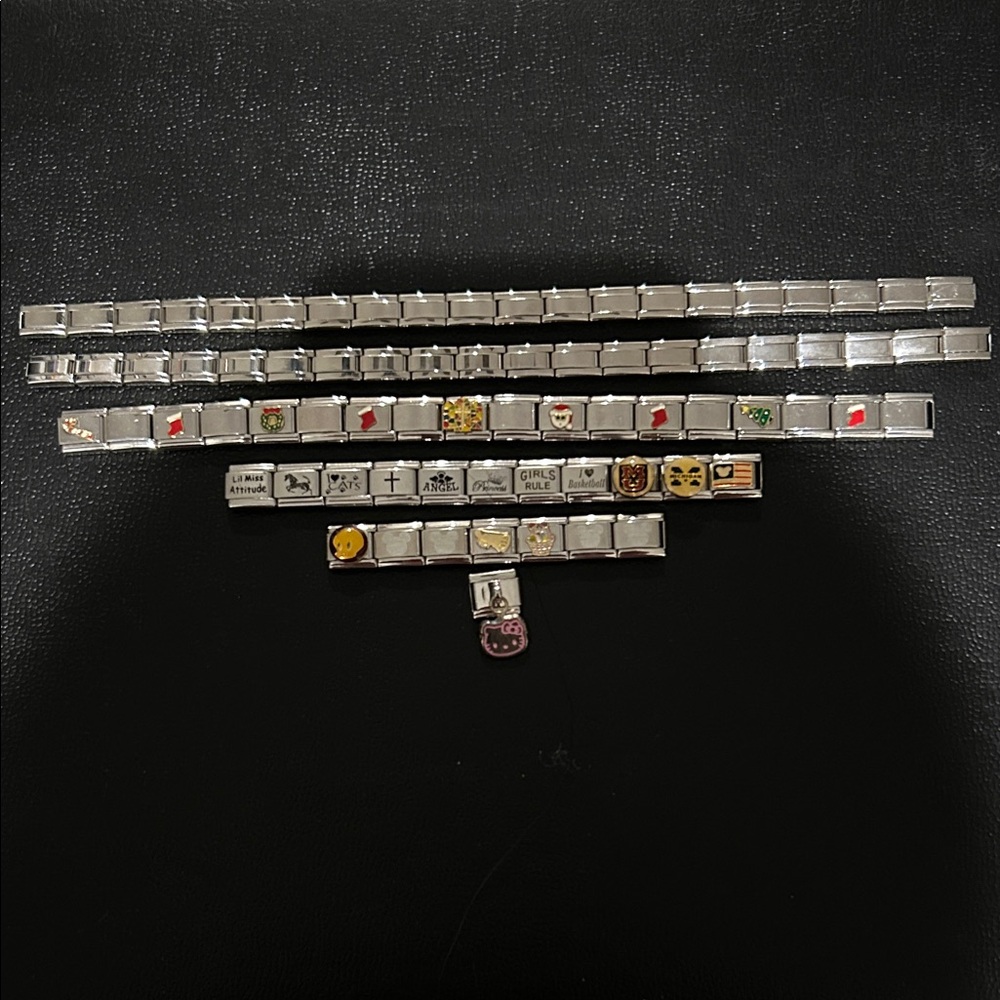 Lot of vintage link bracelets.